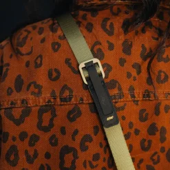 Leash