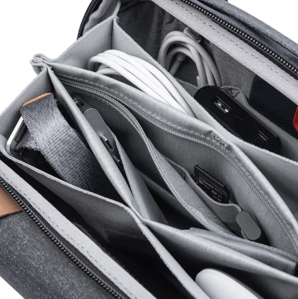 Tech Pouch