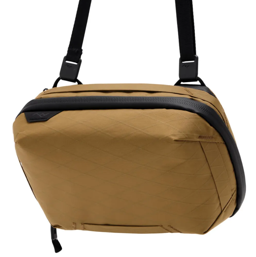 Tech Pouch